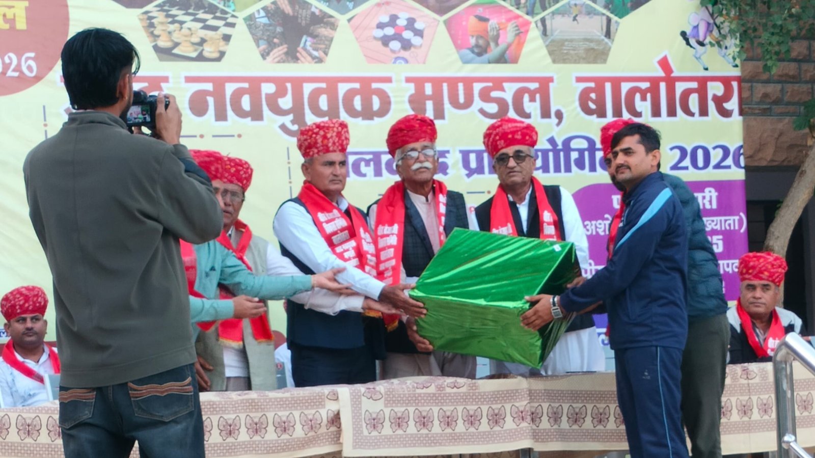 साफा बांधो प्रतियोगिता में दिलीप थोरी अव्वल, बालोतरा में जाट नवयुवक मंडल खेलकूद का भव्य समापन